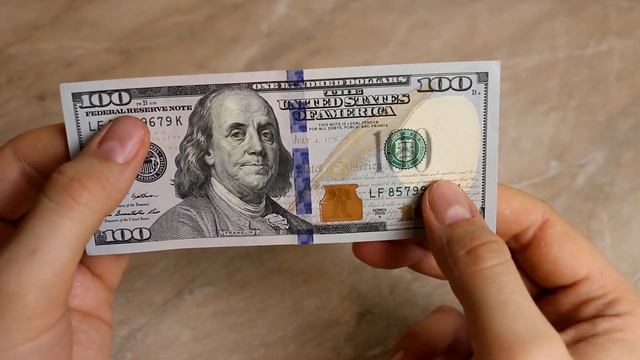 100 долларов США обзор банкноты нового образца. Как не попасть на подделку. смотреть онлайн