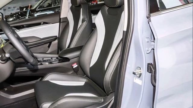 Cùng mâm với Toyota Corolla Cross mẫu SUV mới ồ ạt về đại lý giá 353 triệu sợ "không đủ xe" để bán смотреть онлайн