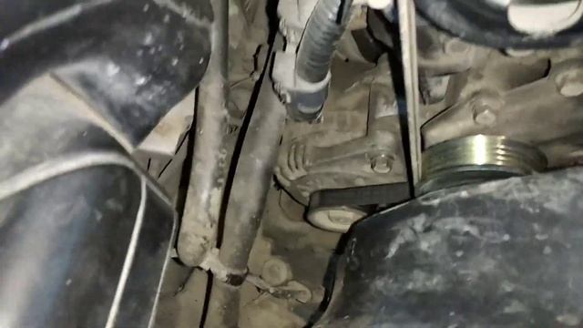 Mitsubishi Montero Sport замена роликов на натяжителях смотреть онлайн