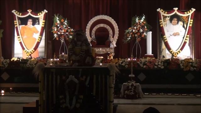 Omkar & Sri Sathya Sai Suprabhatham смотреть онлайн