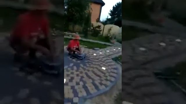 Укладка брусчатки