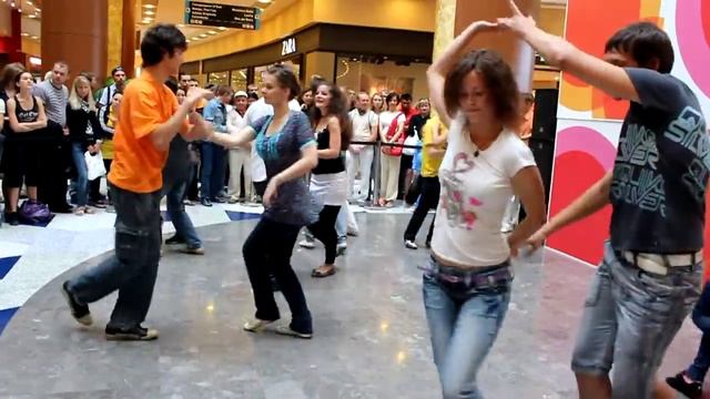 Сальса баттл в Ауре. Первый раунд. Вторая часть смотреть онлайн