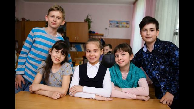 Випуск 4 Б 2017 смотреть онлайн