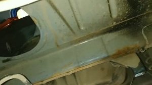 Часть 2.снимаем бензобак , пескоструем и обрабатываем бак на Дэу матиз.