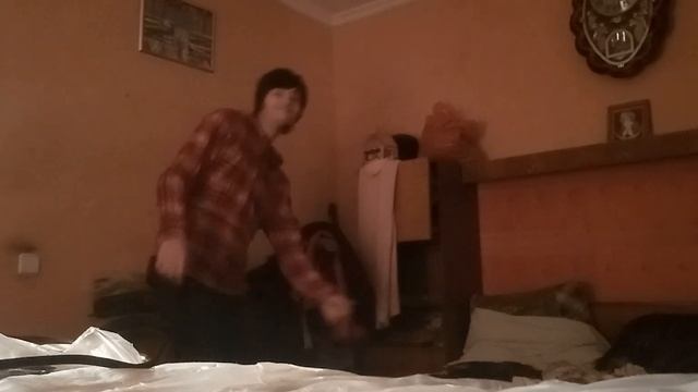 ТАНЦУЮ ПОД ПЕСНЮ 