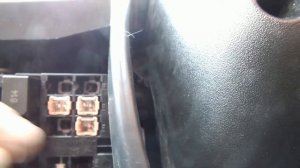 Гранта FL  2021  Достать клемму из блока предохранителей