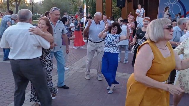 Танцы Белгород. 19.08. смотреть онлайн