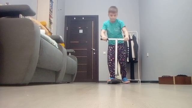 топ 3 трюка на батутном самокате! компания самоката story