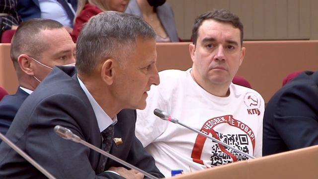 Сергей Курихин сделал заявление о сложении мандата Саратовской облдумы смотреть онлайн