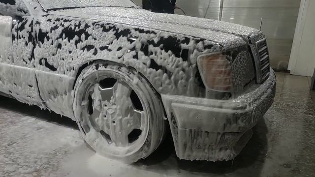 Mercedes w124 e320 AMG смотреть онлайн