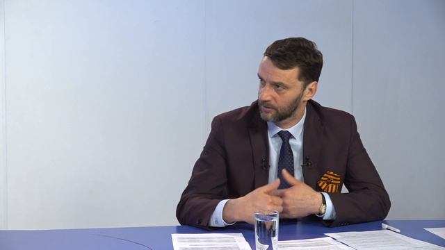 Вечерний диалог с главой Раменского городского округа В.В.Неволиным (07.05.2020 ) смотреть онлайн