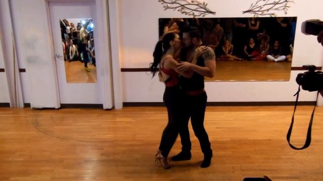 World Bachata Champs Daniel & Desiree Performance @ The 2nd Annual Bachata Masters! смотреть онлайн