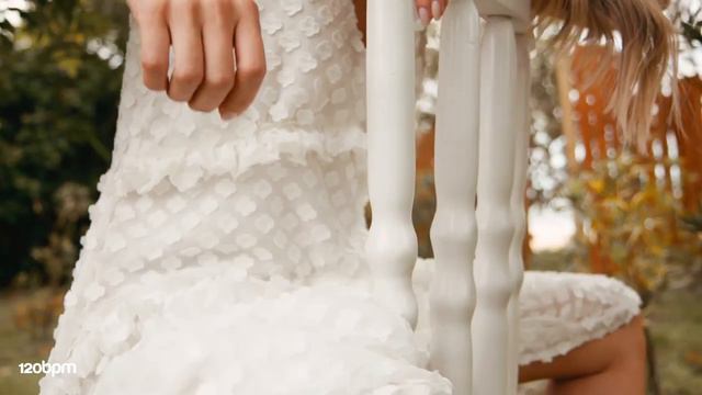 Kvinn - I Need to Slow Down смотреть онлайн