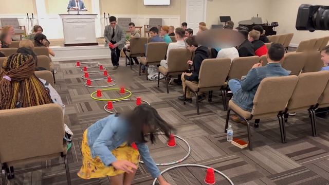 Stack and Run – Youth Group Games or Party Game with Hula Hoops and Solo Cups смотреть онлайн