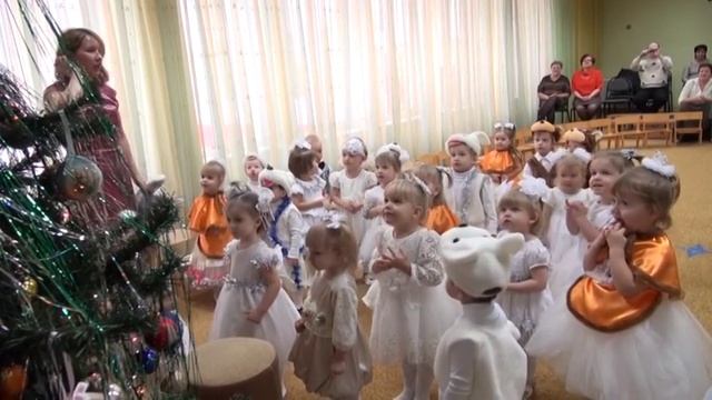 Новый год у ворот смотреть онлайн