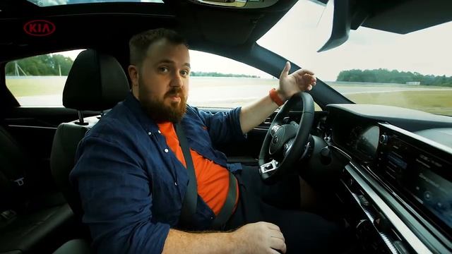 Kia K5 | Обзор технологий от Wylsacom смотреть онлайн
