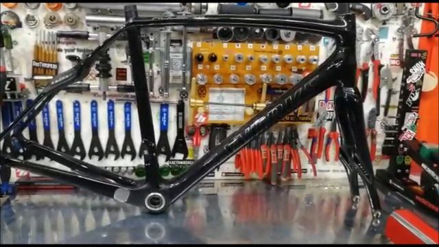 Оклейка защитной плёнкой рамы велосипеда Specialized Rubaix S-Works смотреть онлайн