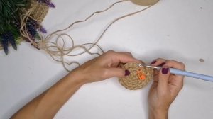 Простой коврик из джута крючком