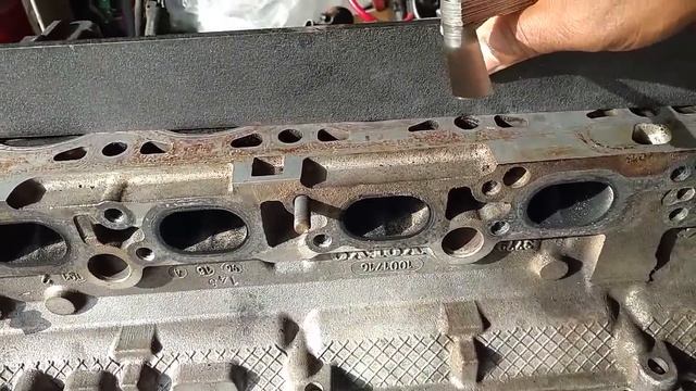 Quick stop by the junkyard and I checked out a used cylinder head. - HOWR смотреть онлайн