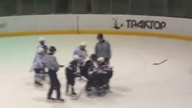 Тафгаи Мечел 2005 или Опасная игра ХК Мечел 2005 с ХК Трактор -2