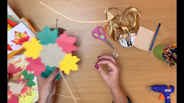 "Скоро в школу". Мастер-класс к 1 сентября . смотреть онлайн