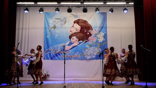 Студия танца "Грация". Русский танец Колесо смотреть онлайн