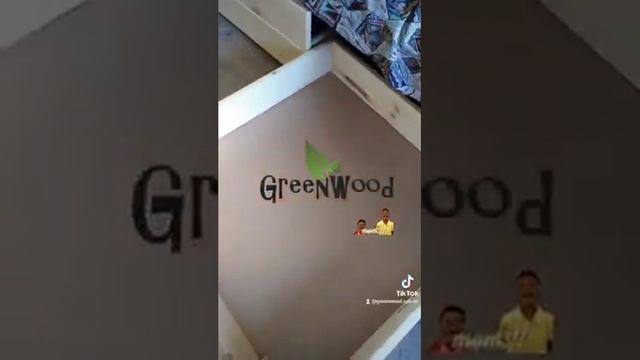 Двухъярусная кровать "Дом Робина" с котом на крыше смотреть онлайн