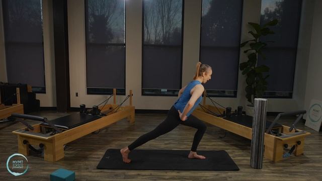 Pilates Standing Balance Workout | "Finding Your Center" 30 Day Series - 24 смотреть онлайн