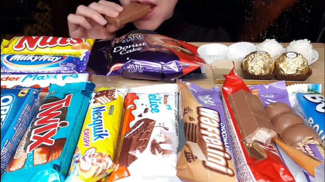 ASMR Eating/ Chocolate Party 🥳