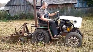 самодельный минитрактор 13 л.с. копка картофеля