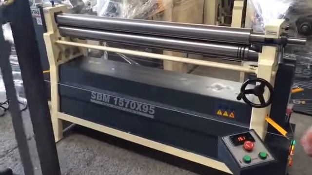 Асимметричная трехвалковая гибочная машина с электроприводом  SBM, Ostas (Турция)