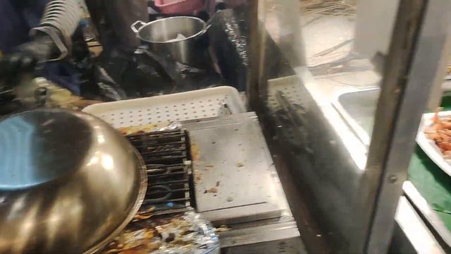 Icon Siam Shopping Mall. Бангкок май 2023 смотреть онлайн