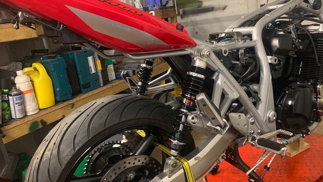 Suzuki GSX 1400 FE Rebuild - The Video Story смотреть онлайн