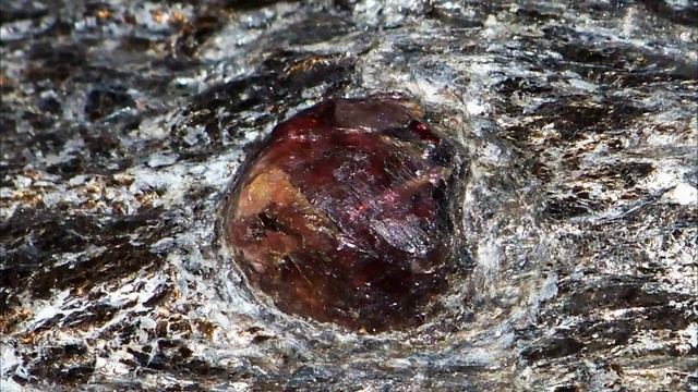 ГРАНАТ - Свойства камня || Лечебные свойства || Магические свойства смотреть онлайн