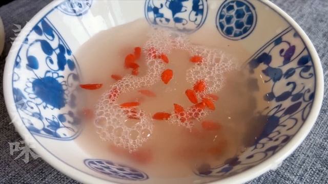 把大蒜和冰糖放在一起，沒想到作用這麼厲害，解決了很多人的煩惱，省錢又實用 ，The effect of garlic rock sugar water смотреть онлайн