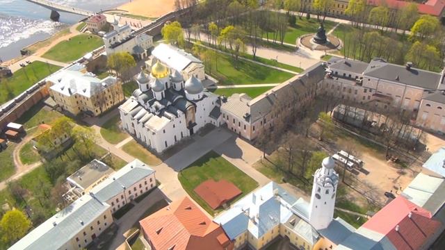 ПОЛЕТЫ НАД ВЕЛИКИМ НОВГОРОДОМ смотреть онлайн