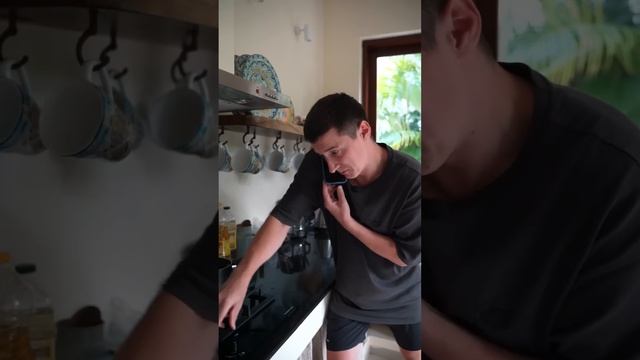 ГДЕ ВЗЯТЬ КРАСНУЮ ВОДУ ДЛЯ БОРЩА | SIDELNIKOVVV | #Shorts смотреть онлайн