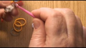 символ 2017 года ОГНЕННЫЙ ПЕТУХ из резинок на рогатке | Chicken Charm Rainbow loom