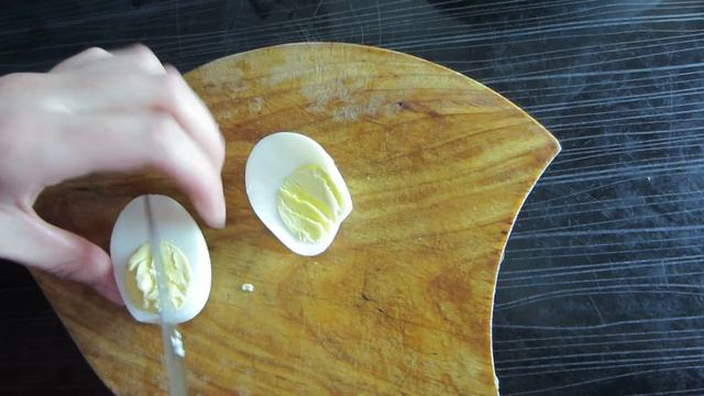 Легкий салат с пекинской капустой, огурцом и яйцами. Салат с пекинской капустой ЛЕГКИЙ И БЫСТРЫЙ. смотреть онлайн