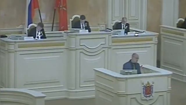 Даже наверху есть те, кто понимает  Но его пытаются заткнуть