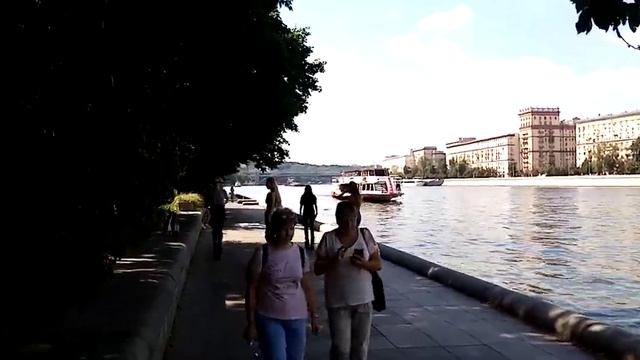 тут что называется выскочил Нежданчик в виде патрульного катера полиции смотреть онлайн