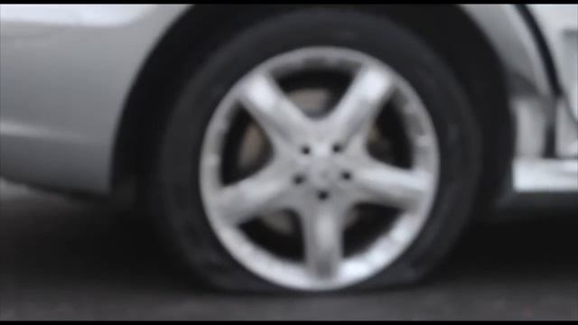 Mercedes R Class Crash 2017 смотреть онлайн
