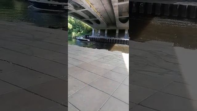 Гидроцикл и Лодка