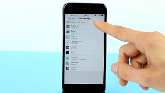 iOS 9 : Astuces pour augmenter la batterie sur iPhone, iPad, iPod touch смотреть онлайн