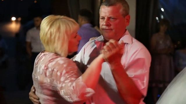Весільний фокстрот - раз, два смотреть онлайн