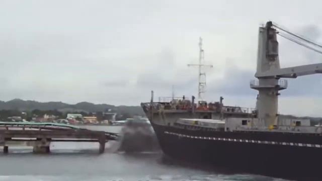 Most Top 10 Dangerous Ship Crash Compilation смотреть онлайн