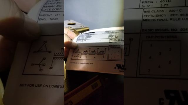 Электрик США. Трансформатор. Цвета фаз. 75 ква. смотреть онлайн