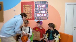 ПОДРОСТКИ НАРУШАЮТ ПРАВИЛА КАМПУСА! АМИНА УСТРОИЛА РАЗНОС ДЕВОЧКАМ!