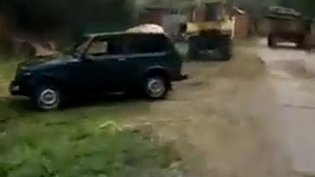 Юрий Гущин на речке.Земетчино.mp4 смотреть онлайн