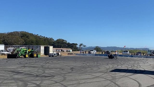 FEARLESS Harley Dyna Stunt Rider Gives ZERO ....TOUCHING the Ground is 50/50! смотреть онлайн